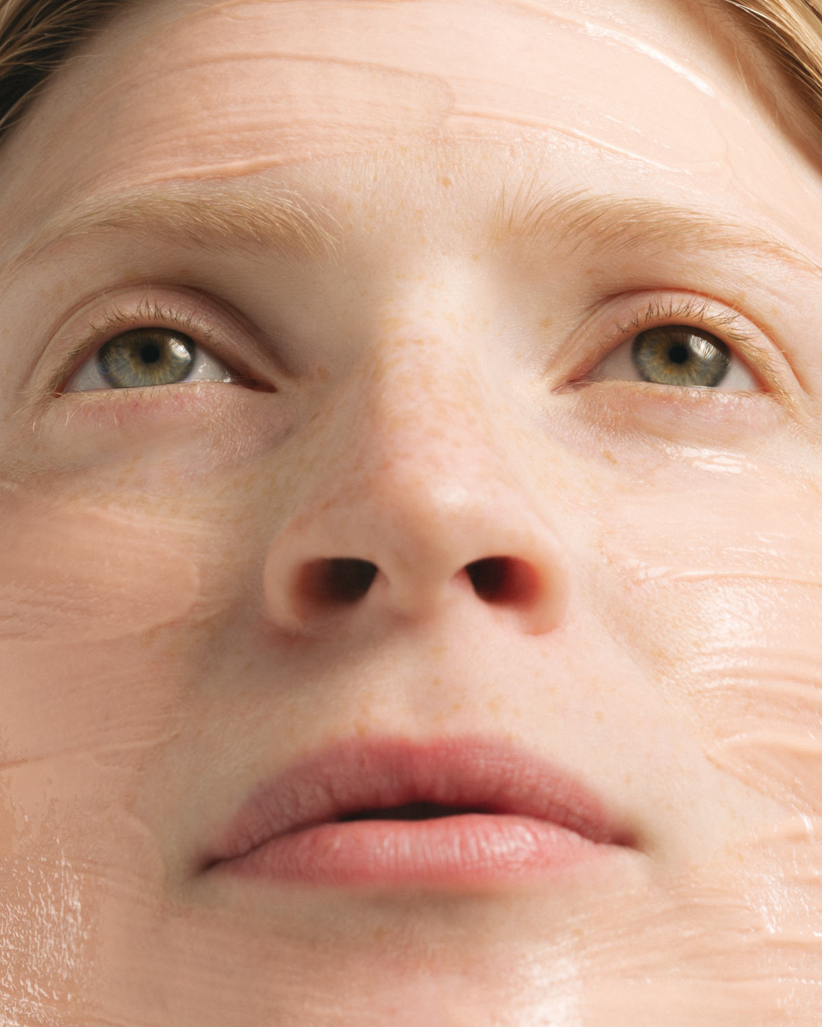 MADARA SOS Hydra recovery mask on model