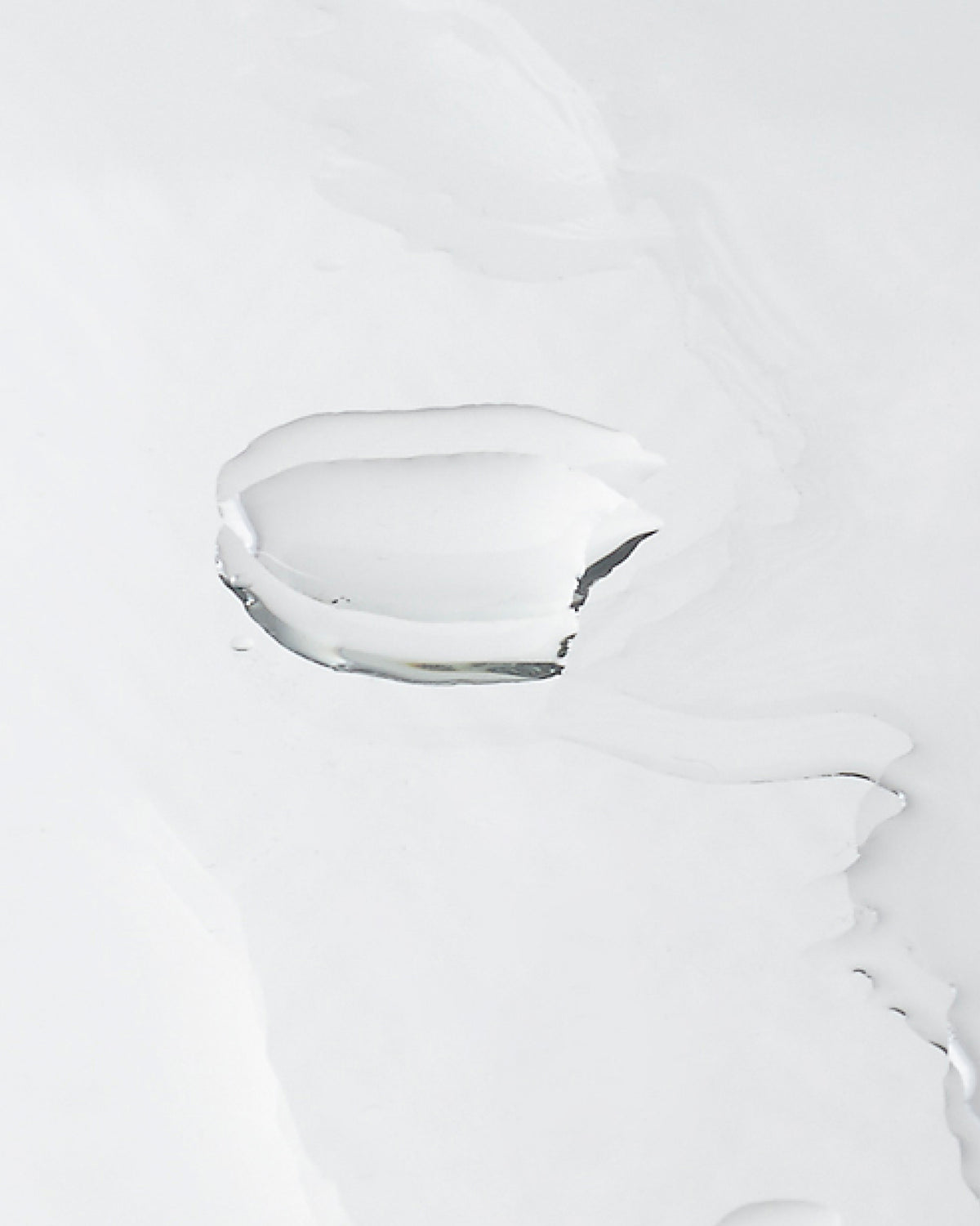 Pore minimising face toner texture MADARA