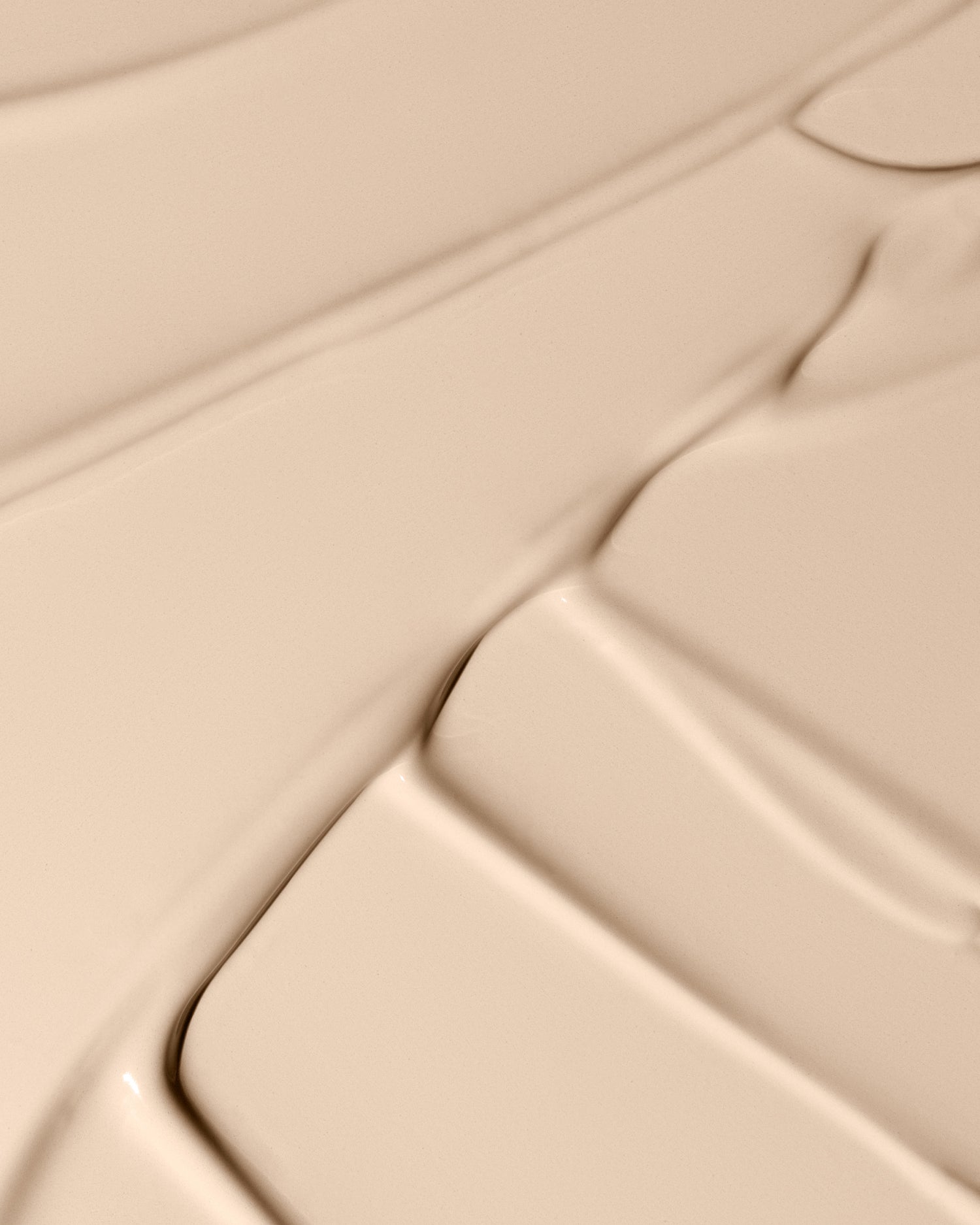 Texture close-up of MÁDARA Organic Skincare skinonym stone A6087 �swatch demonstrates consistency and finish.