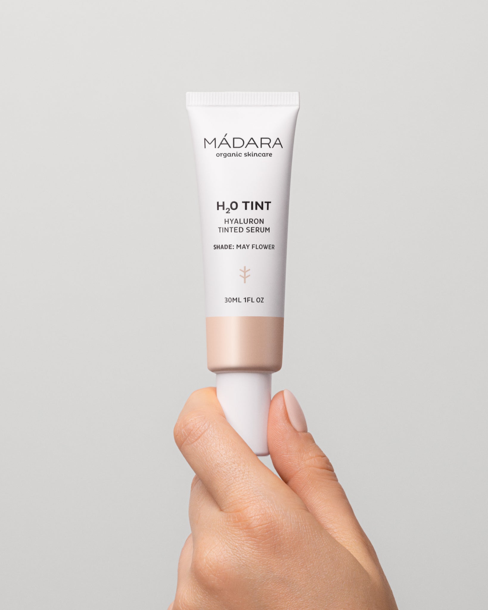 Hyaluron Tinted Serum | MÁDARA