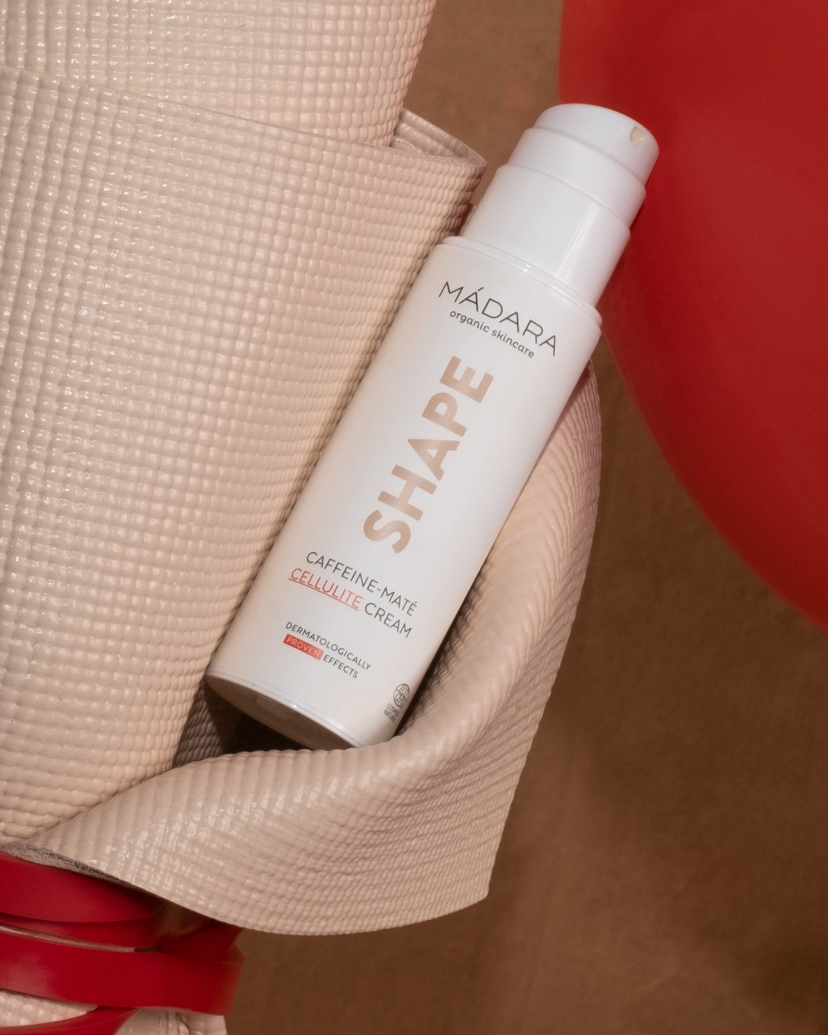 MADARA caffeine mate cellulite cream