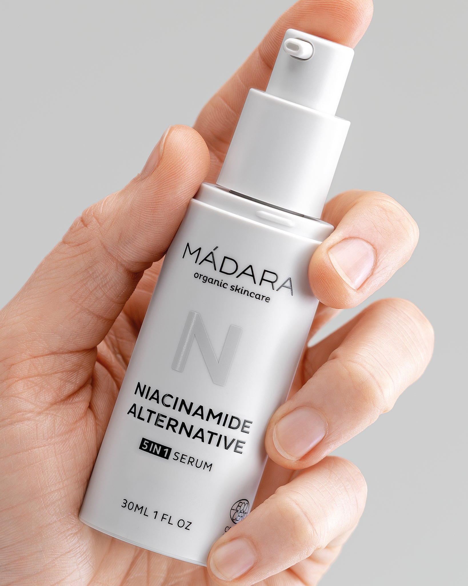 MÁDARA Organic Skincare organic niacinamide alternative complex A2223 product photo on plain background.