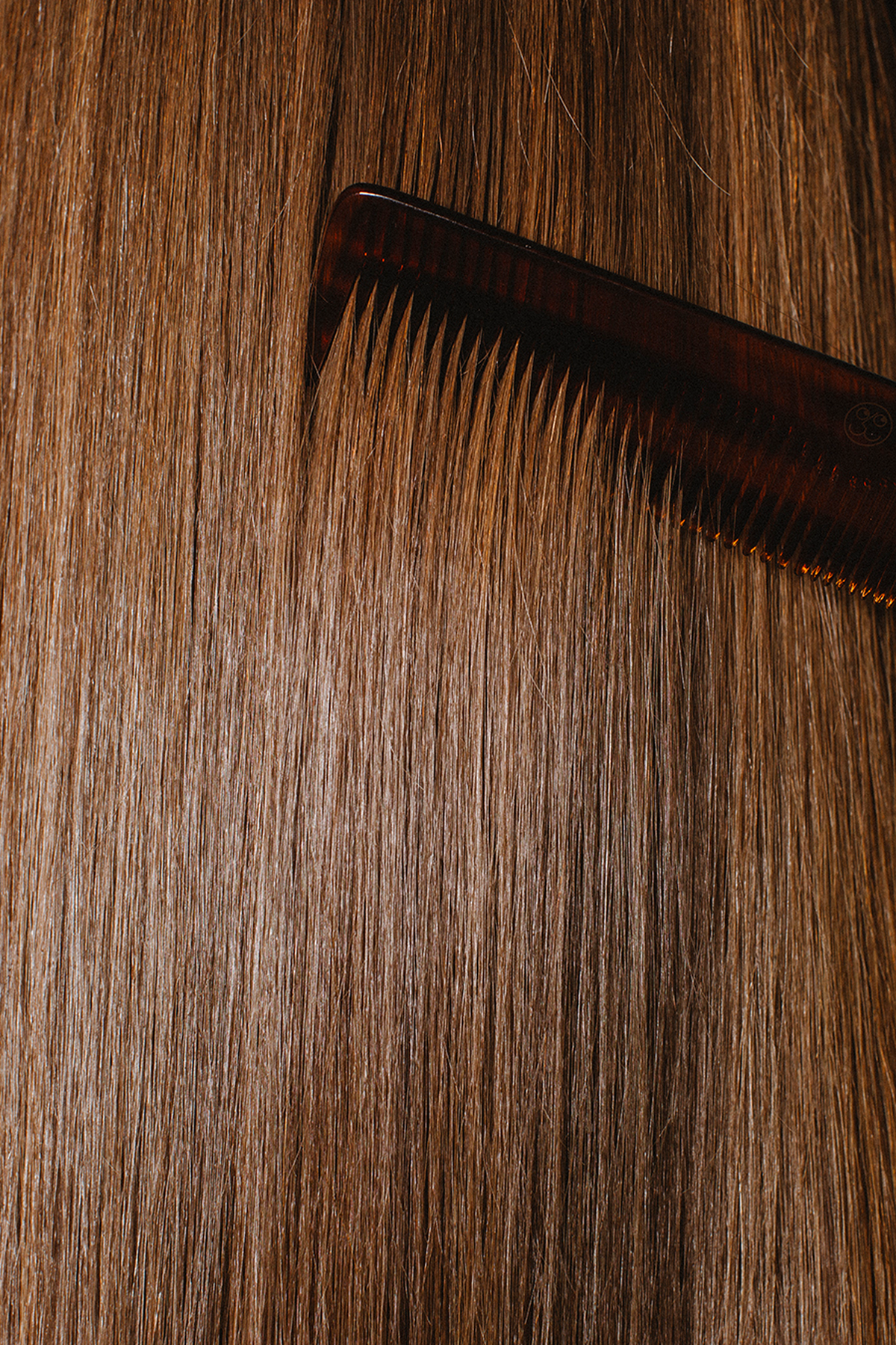 close-up_of_hair_condition_after_using_Madara_Micro-Keratin_Healthy_Hair_Mist