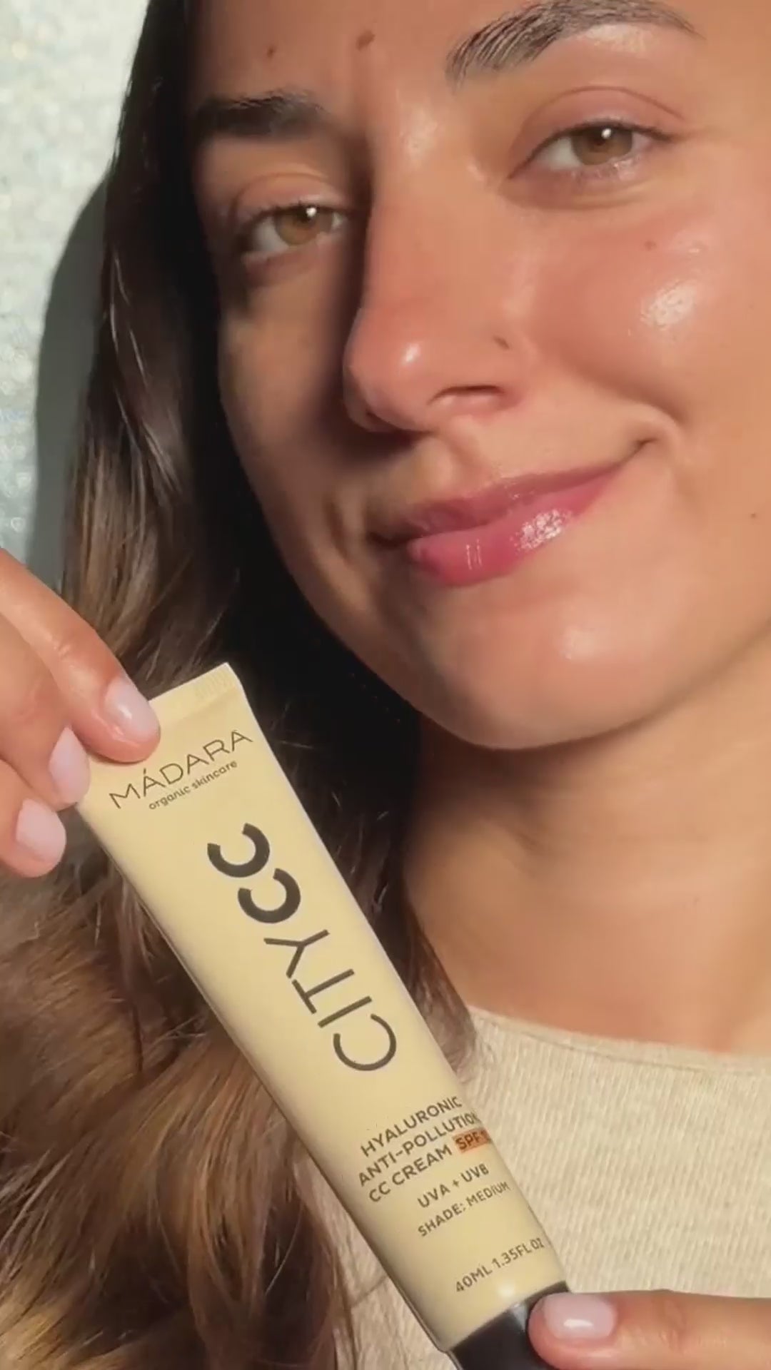 Load video: MADARA CC cream medium