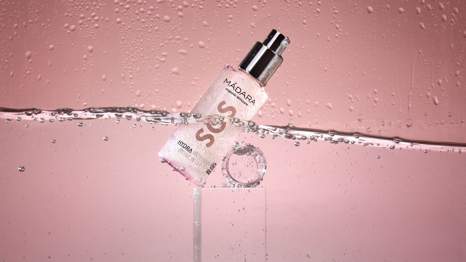 The Concealer Luminous Perfecting Concealer: SAND 33